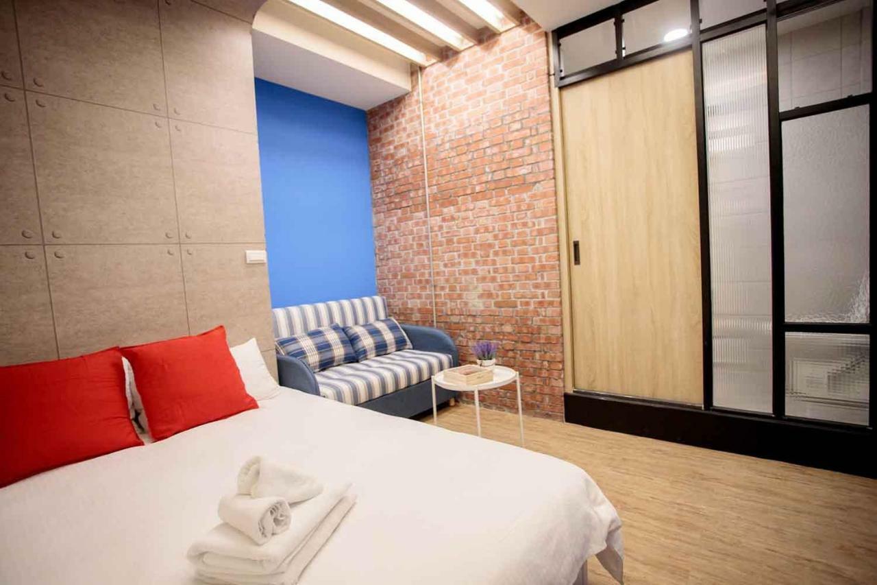 Bird Series B&B&Hostel複合式民宿#本國旅客須先匯款 Tainan Zewnętrze zdjęcie