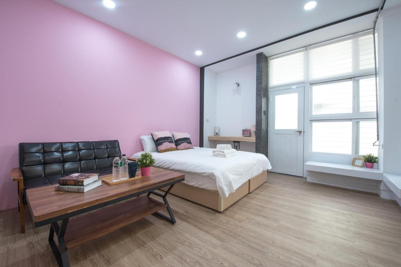 Bird Series B&B&Hostel複合式民宿#本國旅客須先匯款 Tainan Zewnętrze zdjęcie